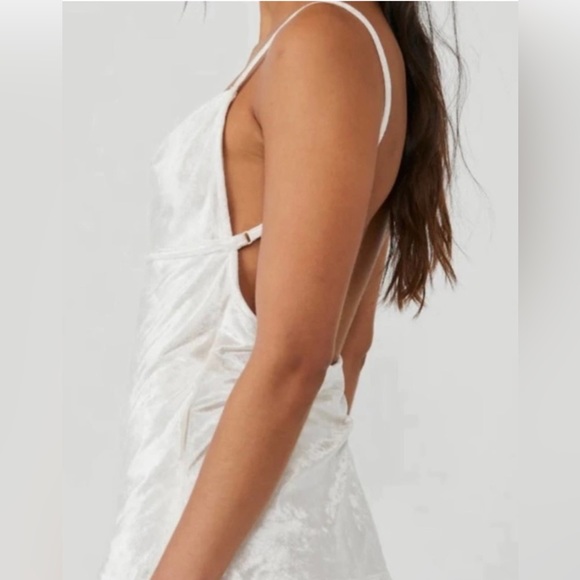 NWOT Intimately Free People All Night Velvet Tunic Tank Top Camisole Champagne - Picture 3 of 11